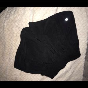 Lululemon Tracker Short V 4”